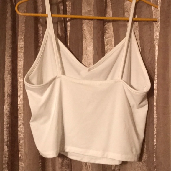 Forever 21 Cream crop top - Picture 3 of 3